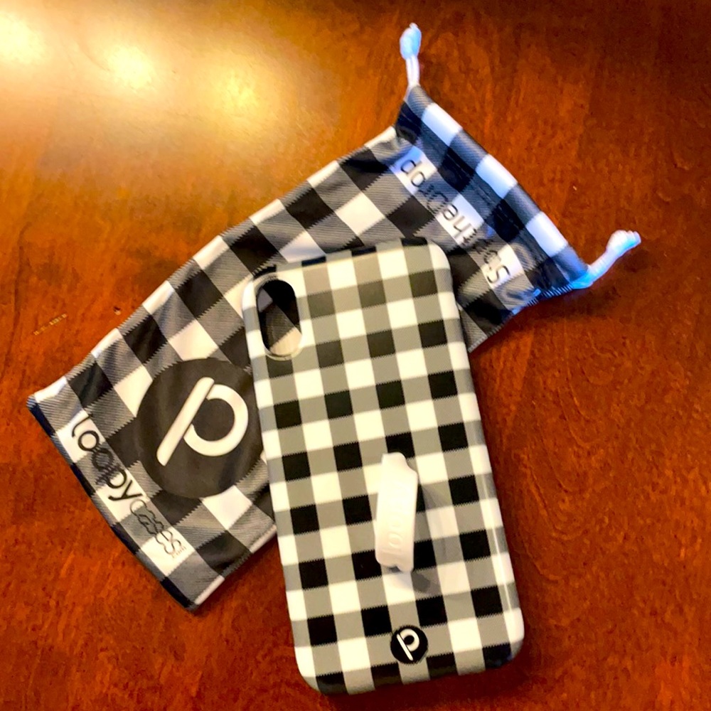 Loopy case for iPhone XR.  Black & white plaid